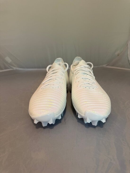 Under Armour Blur Pro triple white football cleats size 8.5 3028220 100 main image 8